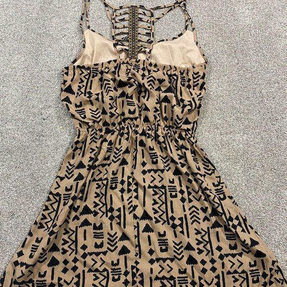 Three Pink Hearts Juniors Casual Dress Summer Tan - Picture 2 of 6